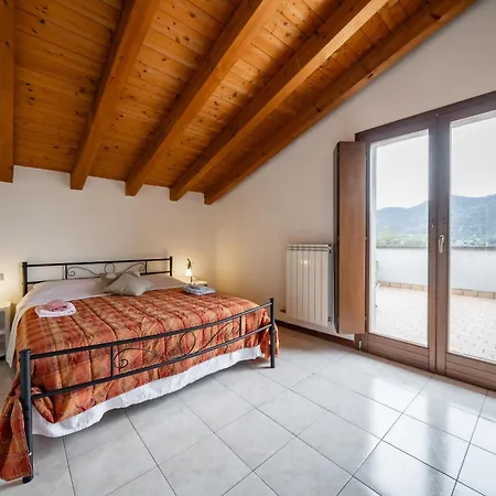 Daire Terrazzo Sul Lecco